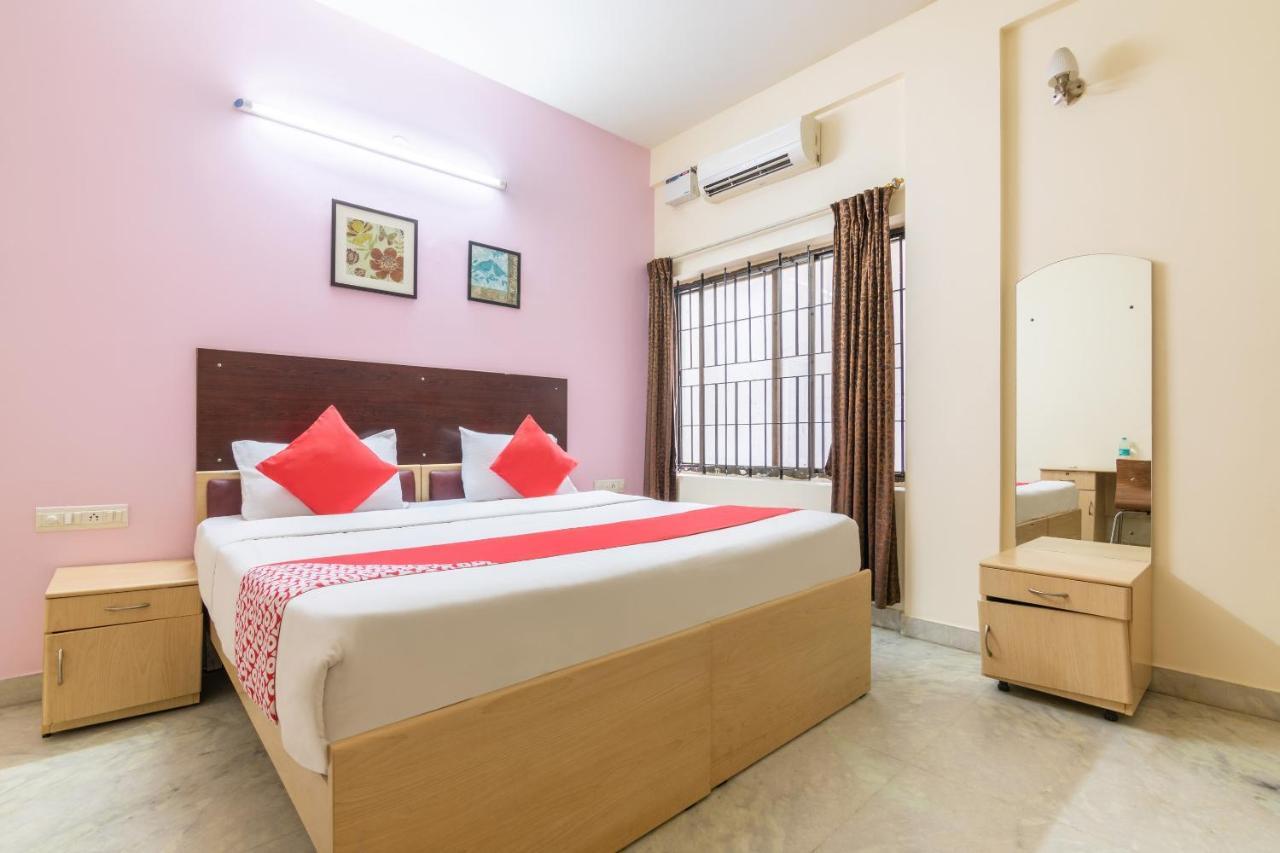 Capital O 5379 The Roy Grand Inns 班加罗尔 外观 照片